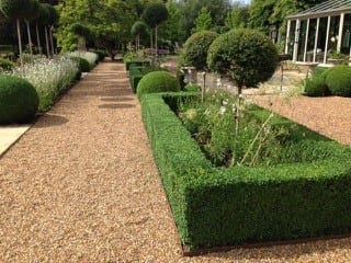 parterre Post clipping