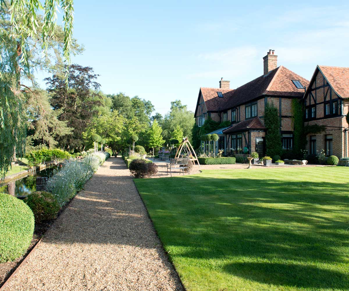 Berkshire Manor House Garden Design Co